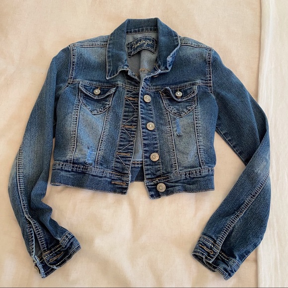 Jackets & Blazers - Cropped Denim Jacket